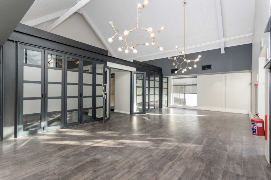 To Let Commercial Property for Rent in Val De Vie Estate Western Cape